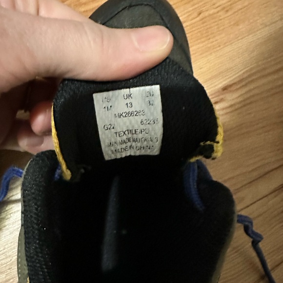 Mids merrell waterproof boot size 13 blue and yellow lace up - Picture 5 of 5